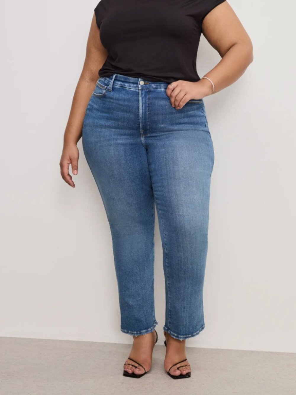 Good American Good Curve Straight Jeans